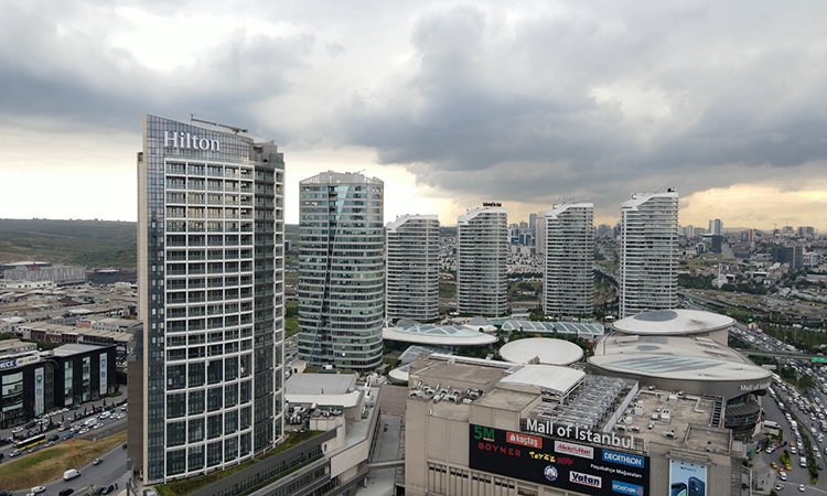 Hilton High Residence